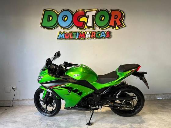 KAWASAKI NINJA 300 